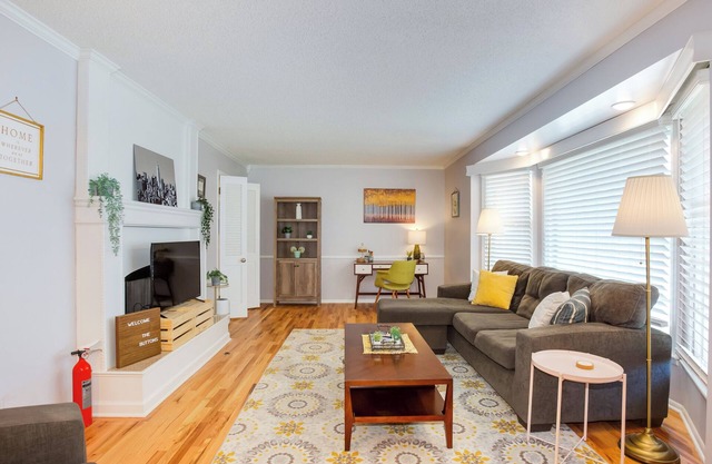 Charming Mid-Century Ranch w/Dual Living Space
