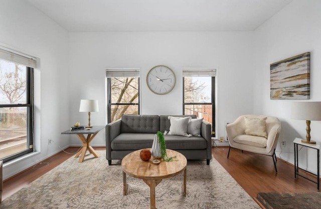 Charming Mt Adams 1BR in Prime Location