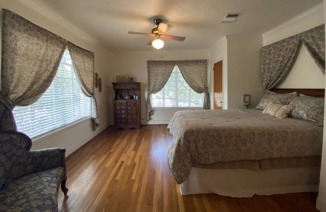 Charming original 1940's home in the heart of downtown Brenham