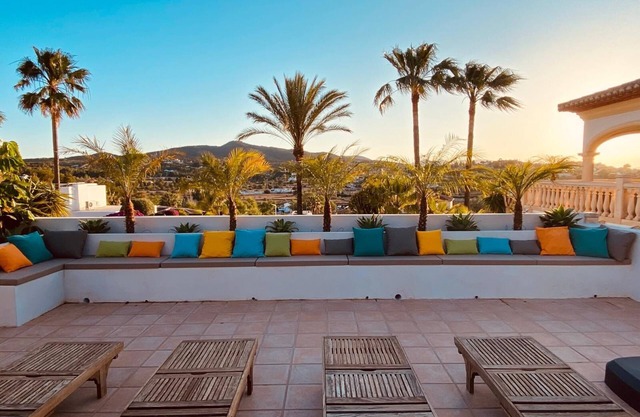 Charming Private Villa , Javea , 3 bedr , 3 bath