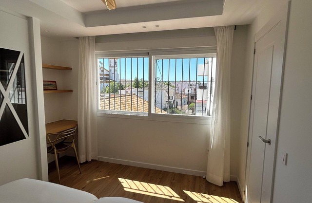 Charming relax 2 bedroom apartment 200 meter to beach and 15 min bus city center