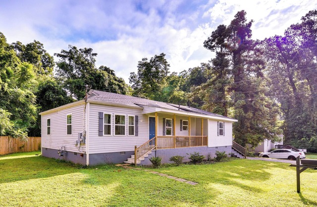Charming Rome Home - Steps from Historic Downtown!