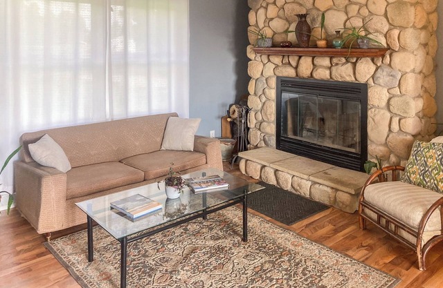 Charming Rural Hideaway