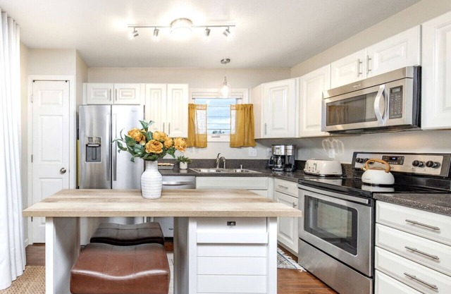 Charming South Anchorage Getaway | Near Trails, Shops & Airport