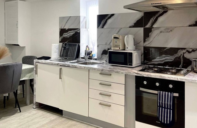 Charming spacious 1-Bed Apartment in Dagenham