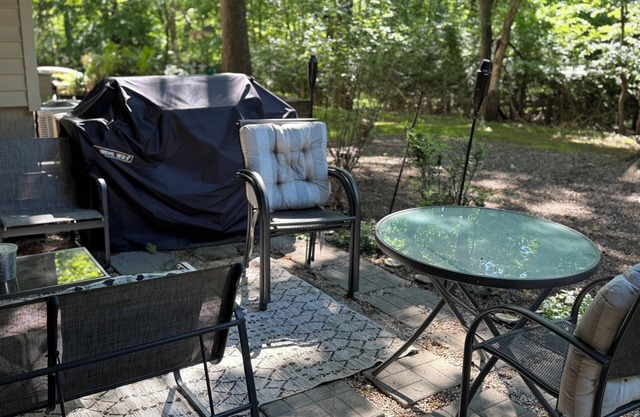 Charming studio with WiFi, AC, fitness room in enchanting Franklin Township