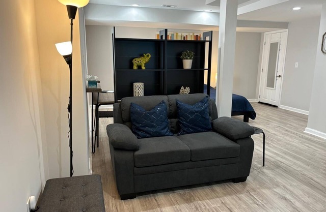 Charming studio in lovely Lawrenceville,Separate Entrance