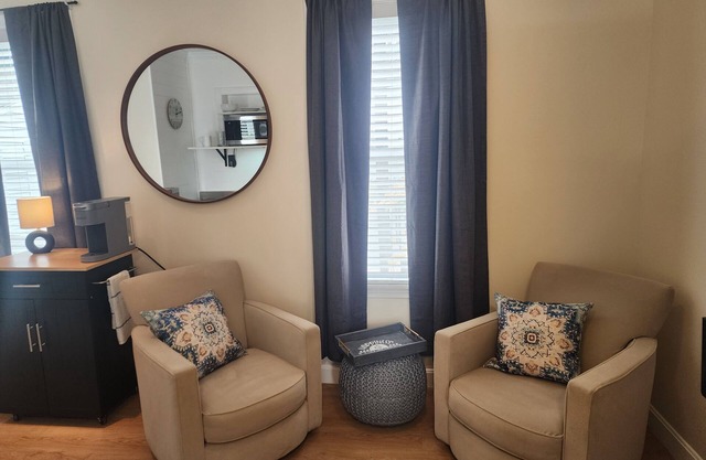 Charming studio in Bangor Maine on Broadway park.