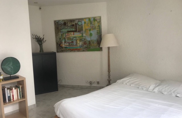 Charming studio in the var