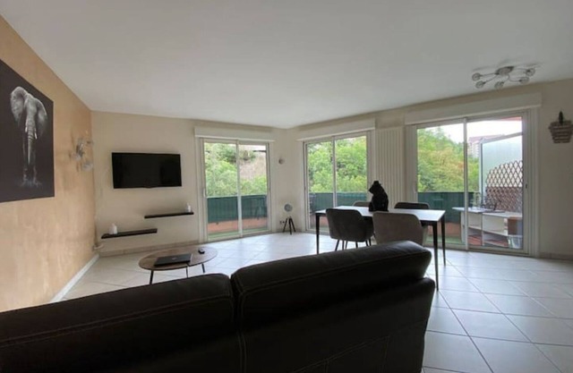 Charming T3 Apartment in the Heart of Gap