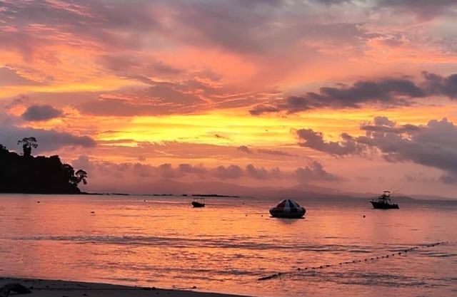 Charming Two-bedroom condo at Punta Esmeralda with WiFi, AC