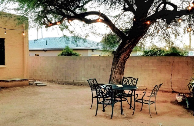 Charming U of A Area Home 1200 SQFT