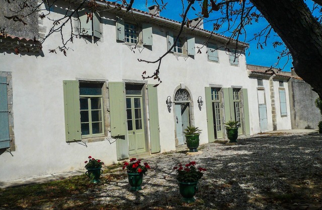 Charming vineyard house classified on 3* with nice swimming pool