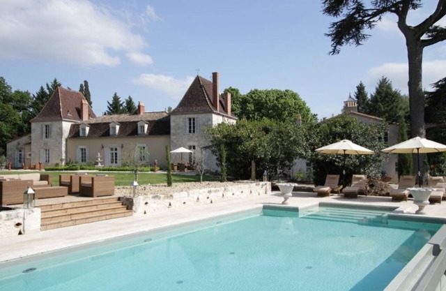 Chateau Lacanaud Exclusive Use Holidays - Sleeps 24