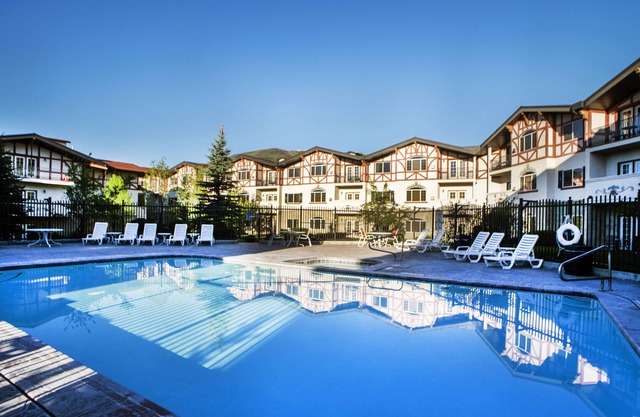 Chateau Villas at Zermatt Resort Vacation Properties