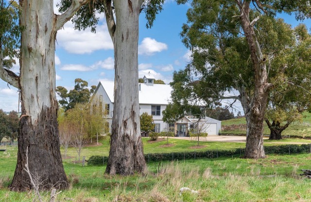 Chateau Wollemi, Essington, Oberon NSW
