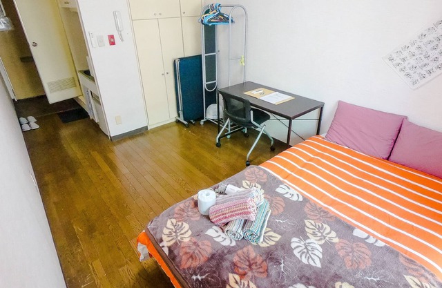 Cheap and Convenient Studio Apartment in Shinjuku