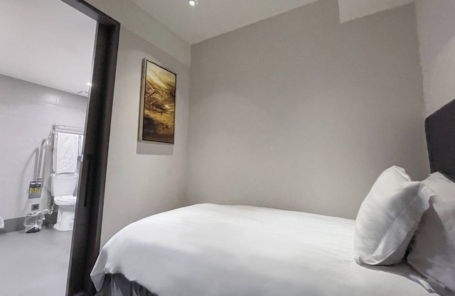 CHECK inn Taipei Xinyi