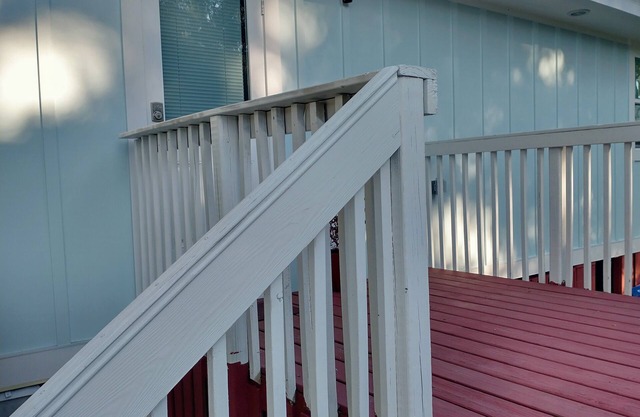 Cheerful modern, minutes to beach