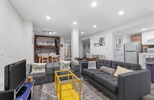Cheery Flat in Adams Morgan - Mt Pleasant
