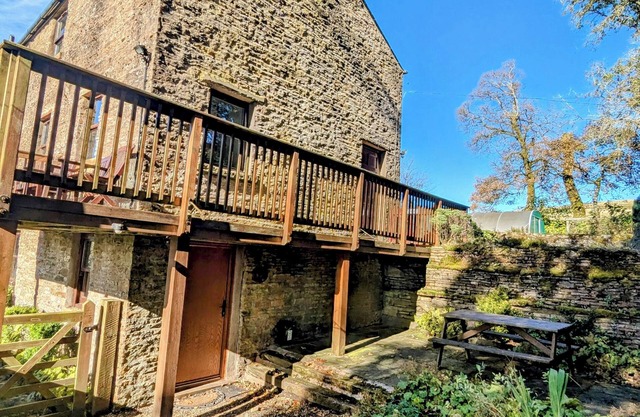 CHESTNUT, pet friendly, luxury holiday cottage in Alston