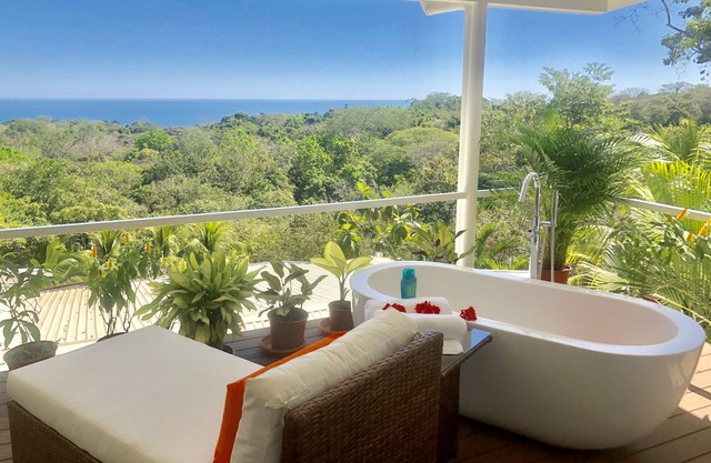 Chez Mu Luxury Villa - Amazing Ocean & Jungle Views 1 Mi/TownNew Pictures!