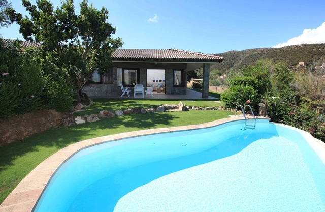 CHIA BEAUTIFUL VILLA WITH POOL WITH VIEWS TO THE SEA AND THE TOWER