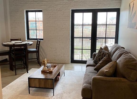 Chic 1BR In the Heart of It All