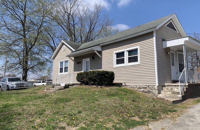 Chic Home Away From Home!