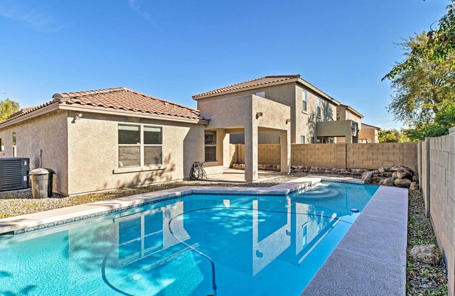 Chic Home w/Patio & Pool - 12 Mi to Dtwn Phoenix!