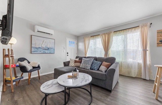 Chic SD Gem WiFi Trolley Access Mins to Balboa,DT,Petco Park Pet Friendly!