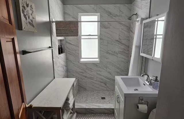 Chic Urban Gem in Logan Square