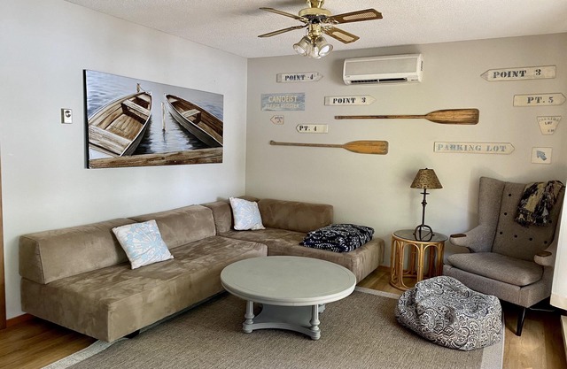 Child Friendly w/Private Beach & Epic Sunsets