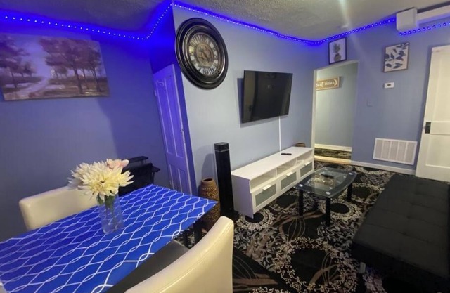CHRIS LUXURY HOME