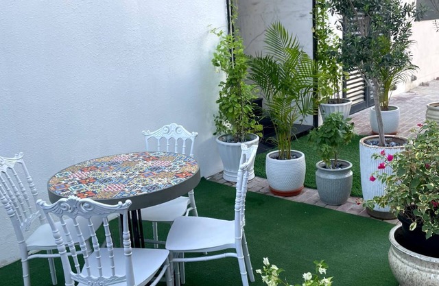 Classic 1Bedroom Apartment with AC, wireless free internet nearing ADCB metro.
