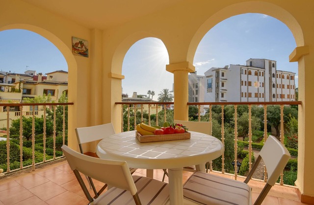 Classic apartment with communal pool in Javea, Costa Blanca, Spain for 4 persons