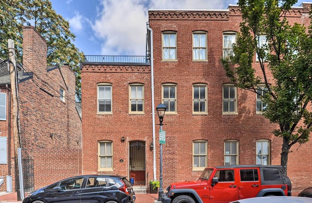 Classic Fells Point Condo on Broadway Square!