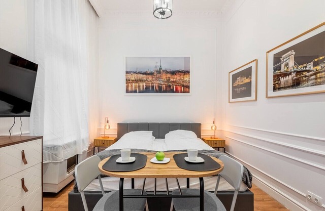 Classical mini studio with a modern touch!