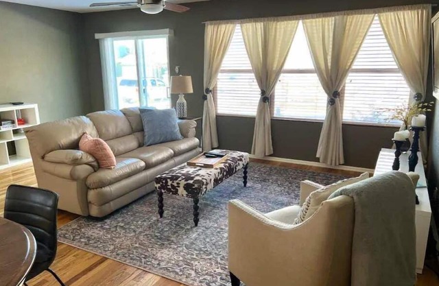 Clean and Convenient 3 BR Erie Townhouse
