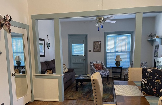 Clean & Cozy & Quaint