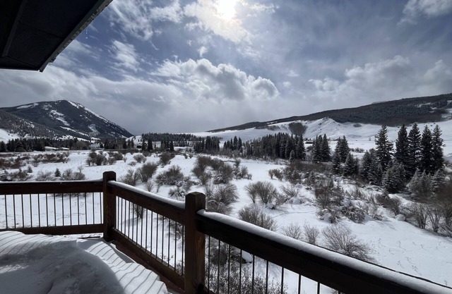 Cliff House - Newly remodel home with amazing views