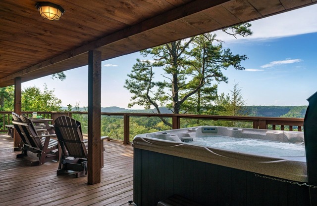 Cliffside Family Retreat w/View