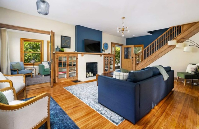 Clintonville Classic - Entire Home, OSU, Nature