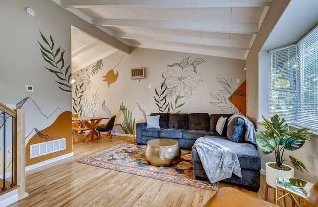 Close to Denver & Golden - Perfect for Groups!