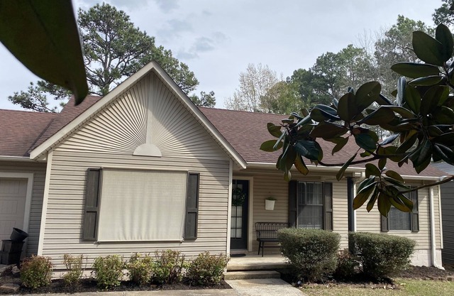 Close to everything! 2 miles to Shiloh Marina, swim beach, boat rental & launch