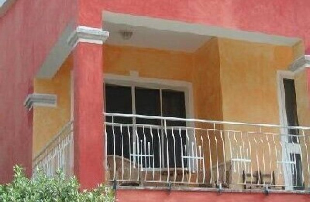 Close to the 'Costa Smeralda' villa on the sea (200 m). 12 people
