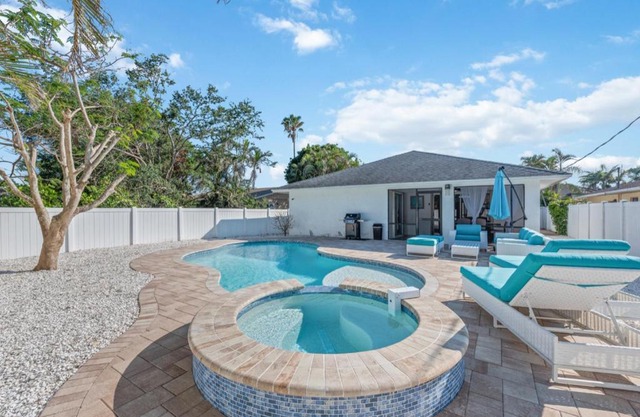 Close to Vanderbilt Beach home!