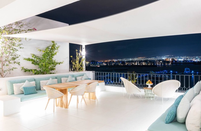 Cloud 7 Residences Ayla Aqaba