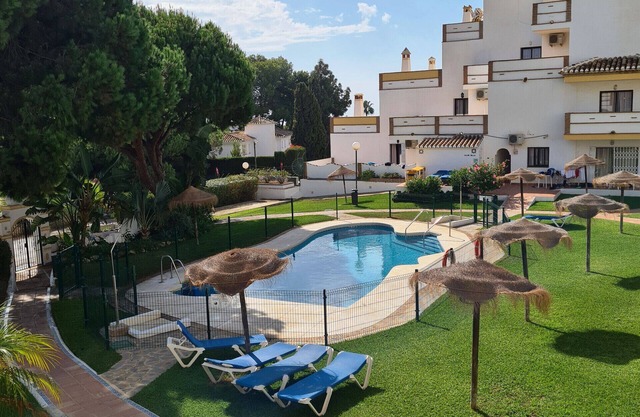 Club Calahonda 77 Walking distance to Beach