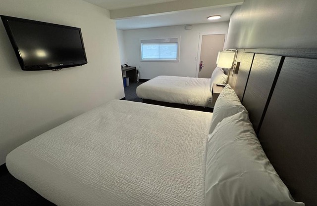 Coast Penticton Hotel